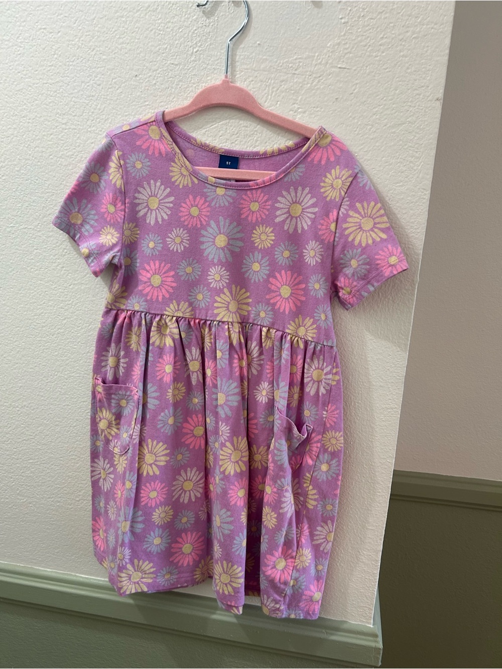 Old Navy Pink Daisy Print Short Sleeve Dress with Yellow & Light Blue Accents